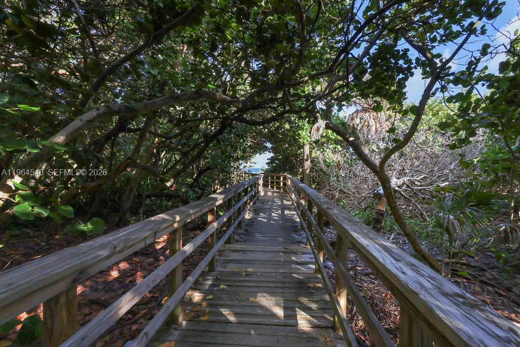 4201 N Ocean Dr #304 Hollywood, FL 33019