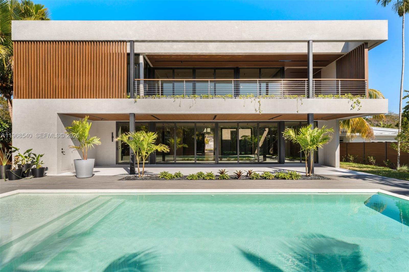 6450 SW 82nd St Miami, FL 33143