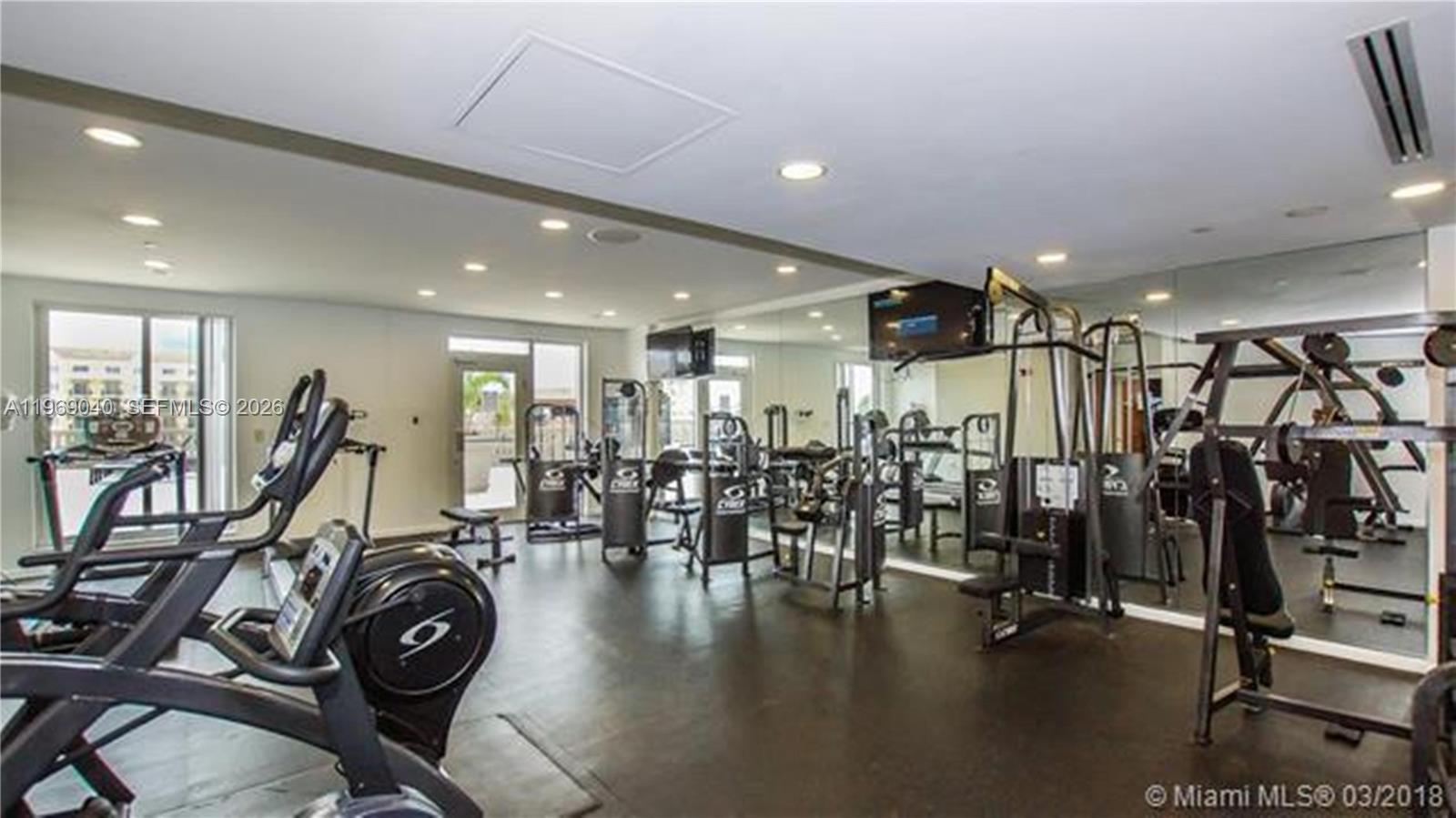 image Ten Aragon Condo15