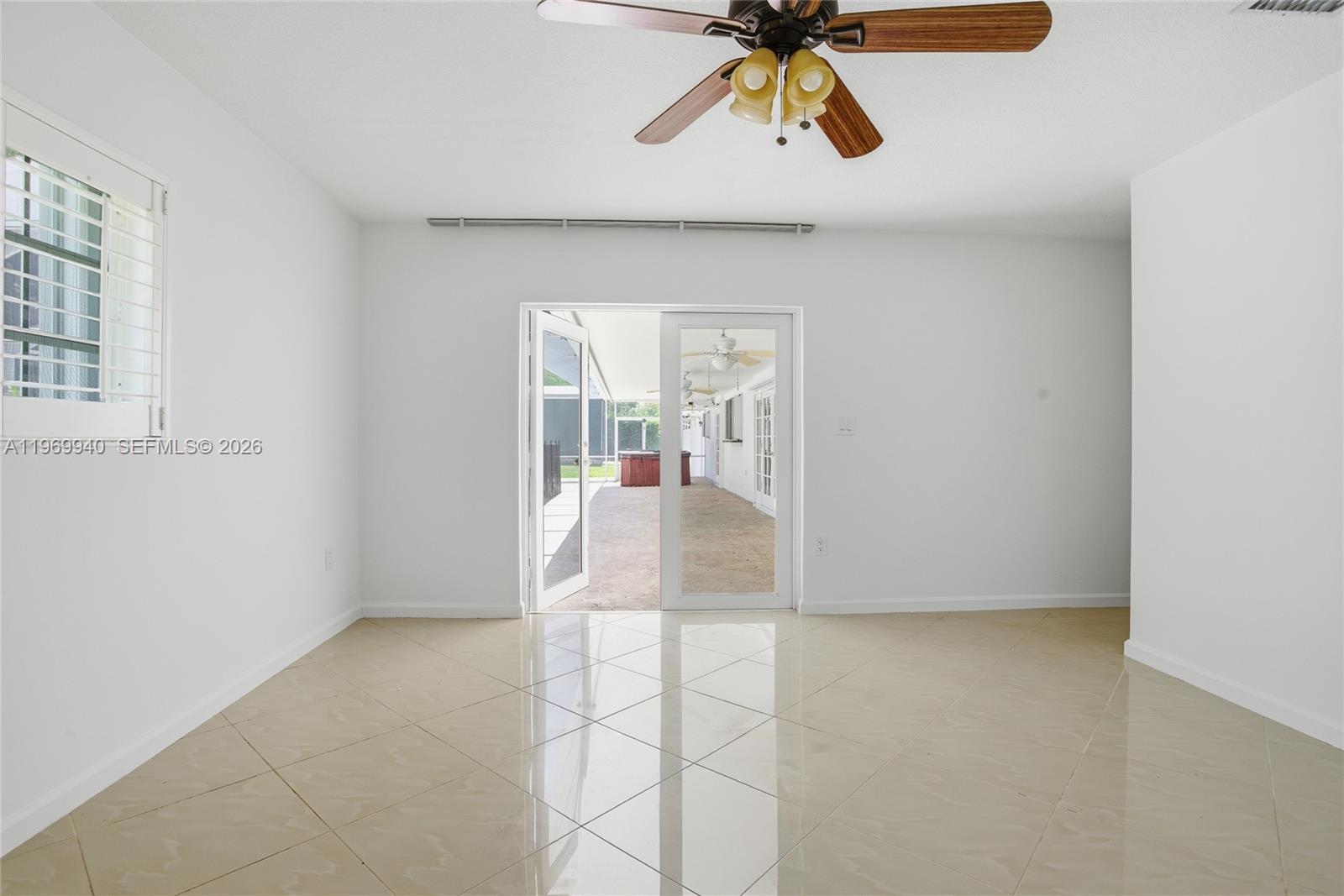 14721 SW 67th Ave Coral Gables, FL 33158