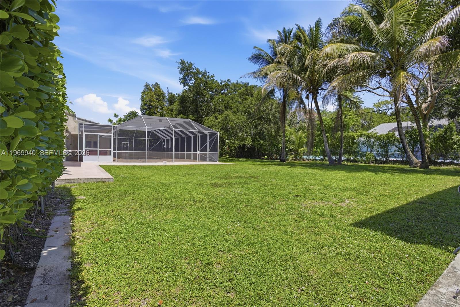 14721 SW 67th Ave Coral Gables, FL 33158