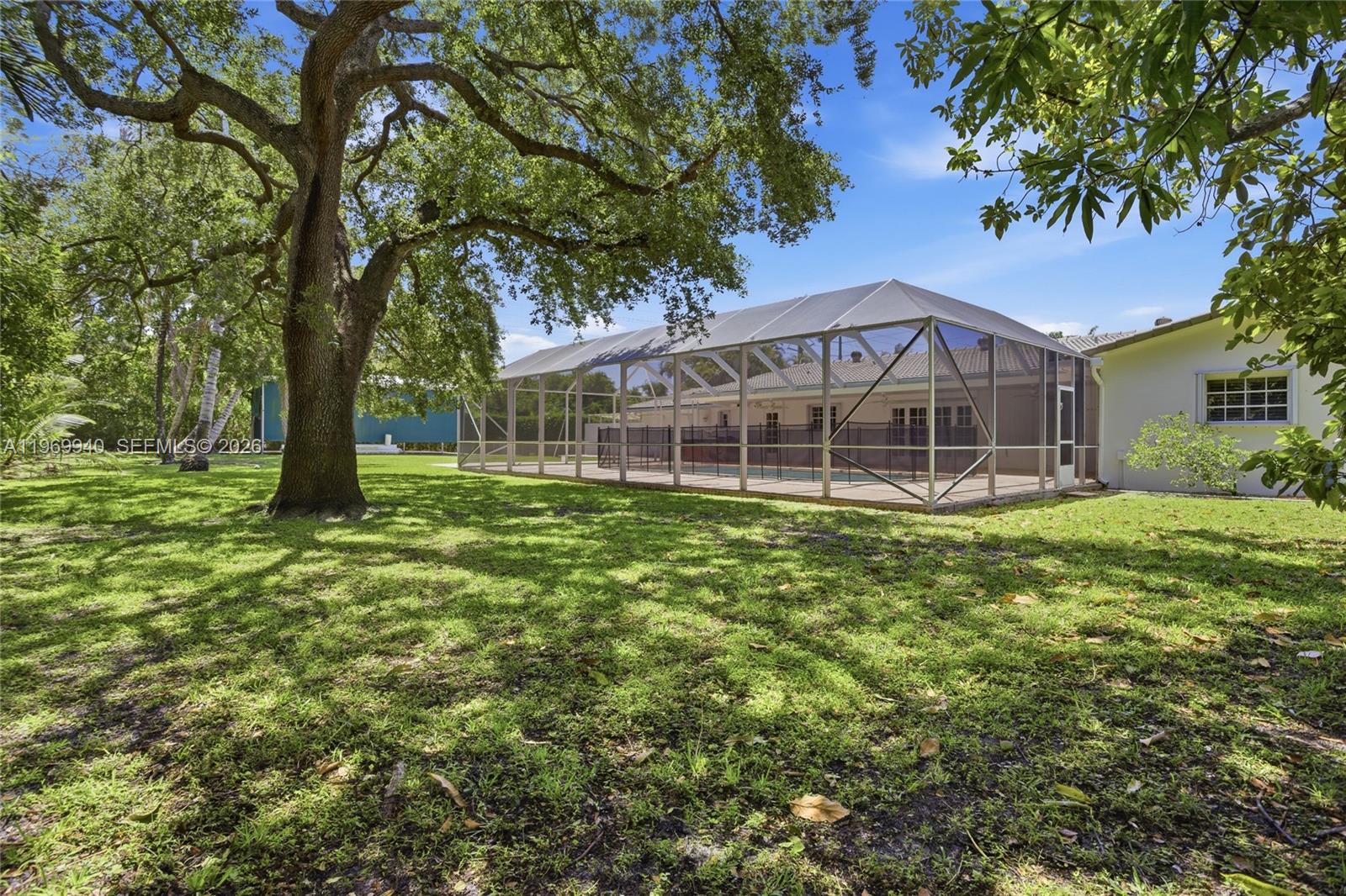 14721 SW 67th Ave Coral Gables, FL 33158