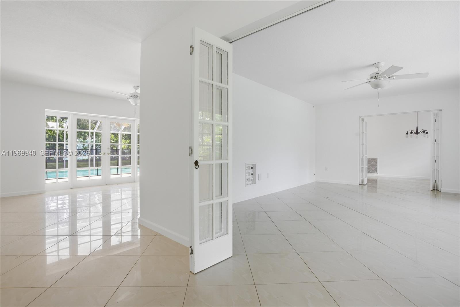 14721 SW 67th Ave Coral Gables, FL 33158