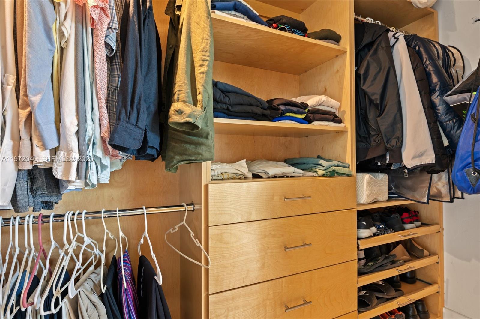 8819 Hawthorne Ave Surfside, FL 33154