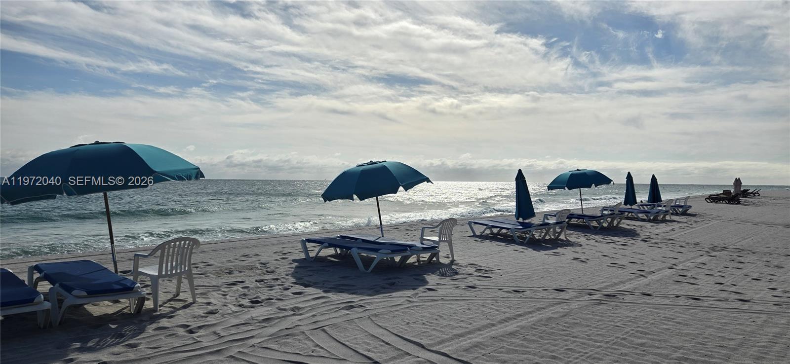 8819 Hawthorne Ave Surfside, FL 33154