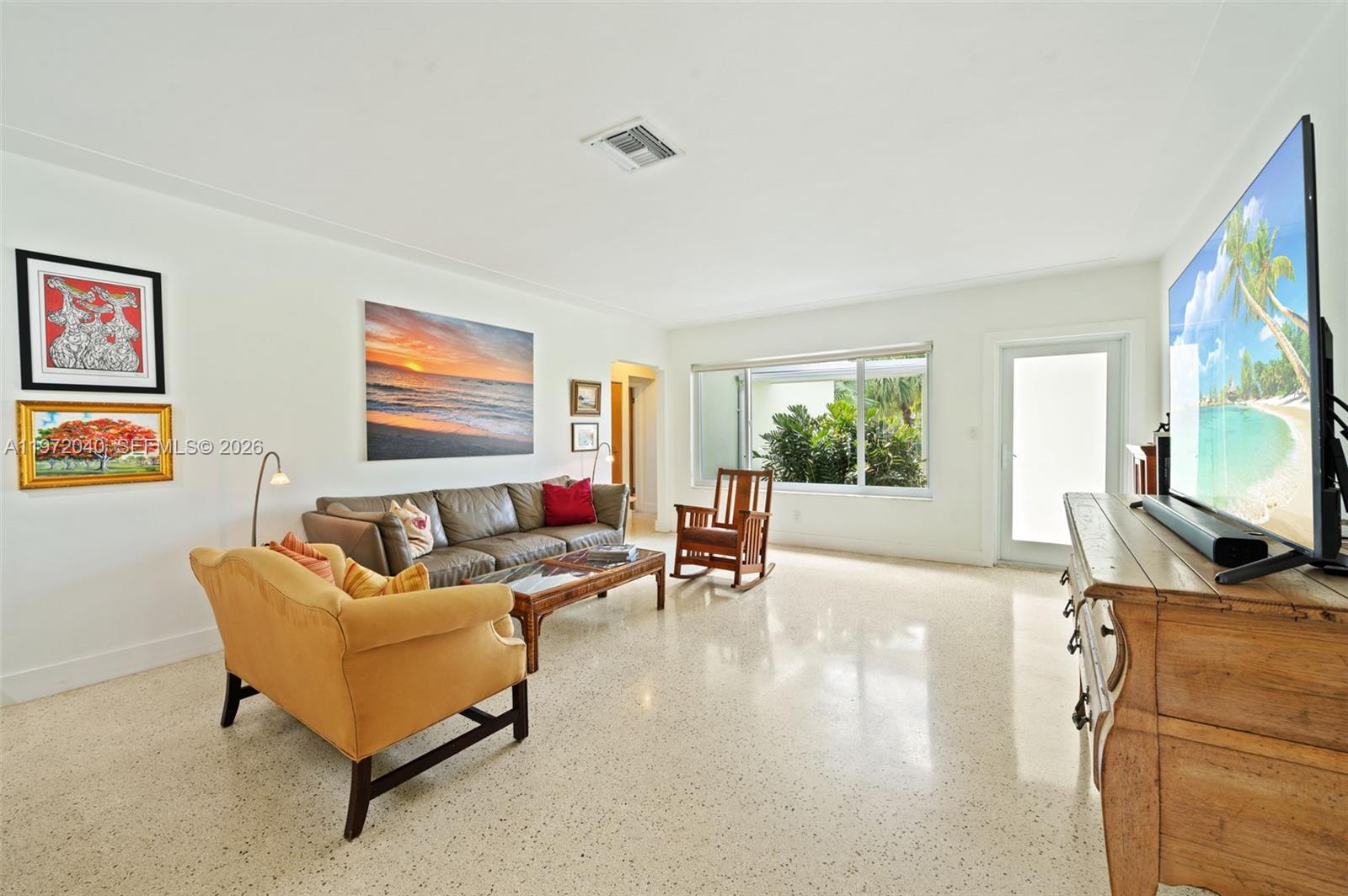 8819 Hawthorne Ave Surfside, FL 33154