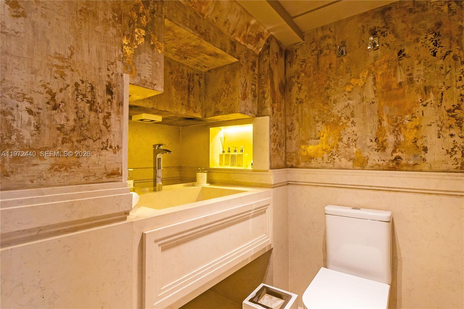 1377 Rua Leopoldo Couto De Magalhães Junior #PH 