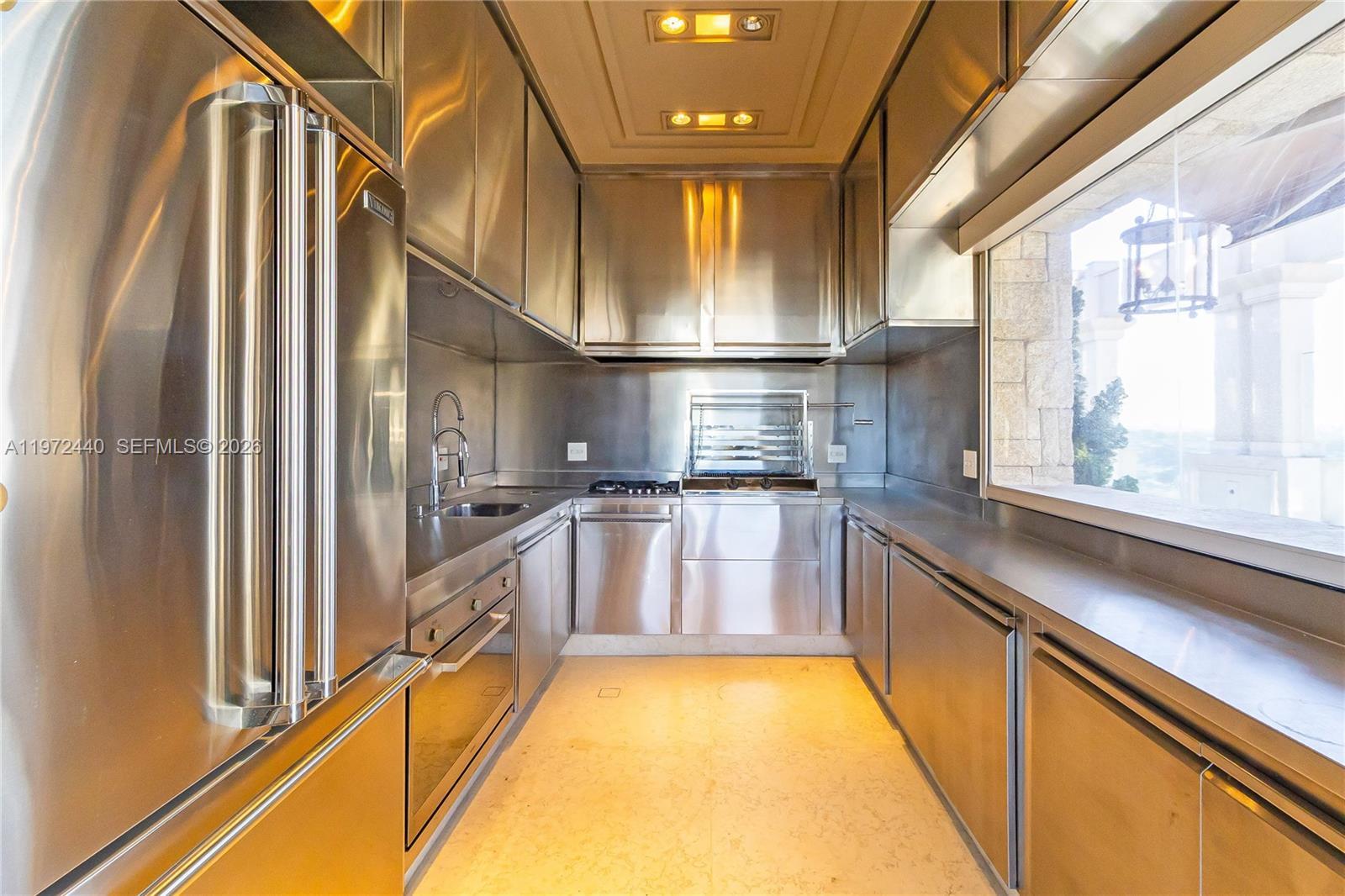 1377 Rua Leopoldo Couto De Magalhães Junior #PH 