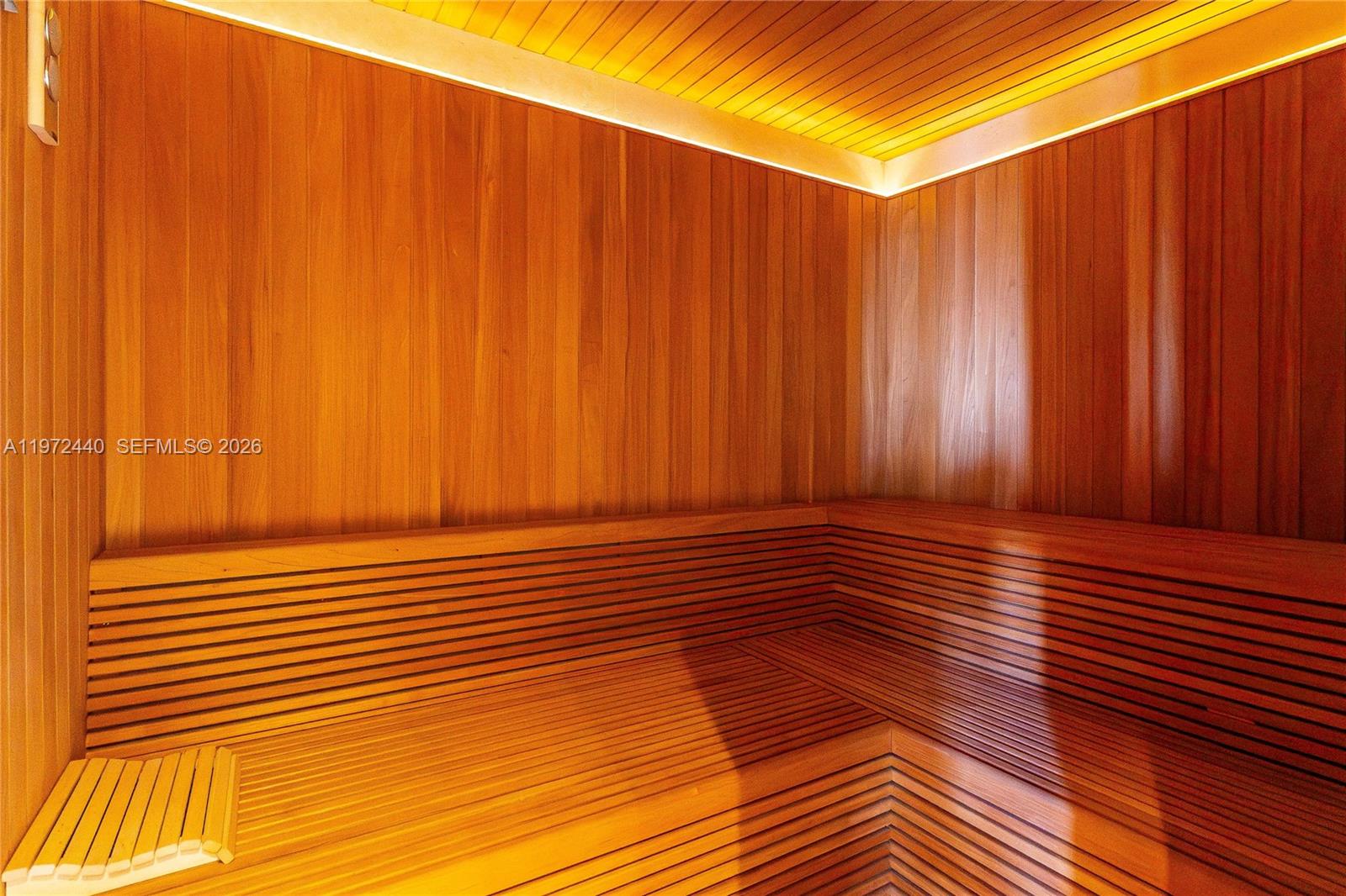 1377 Rua Leopoldo Couto De Magalhães Junior #PH 