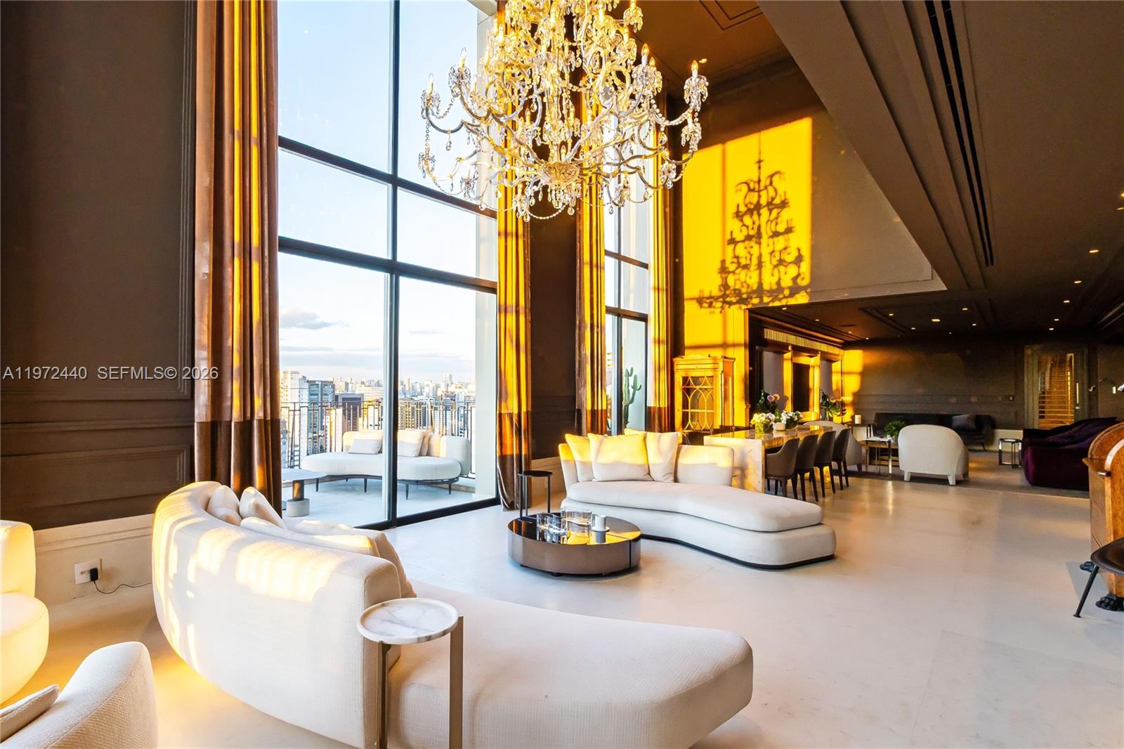 1377 Rua Leopoldo Couto De Magalhães Junior #PH 