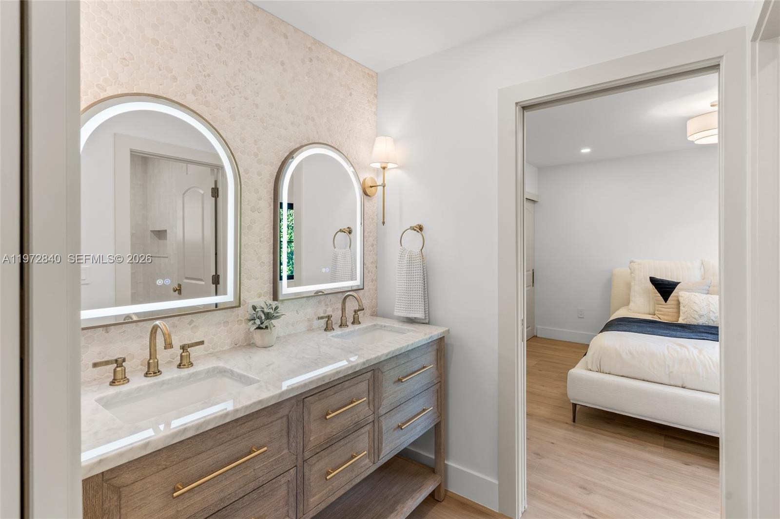 16889 SW 73rd Ct Palmetto Bay, FL 33157