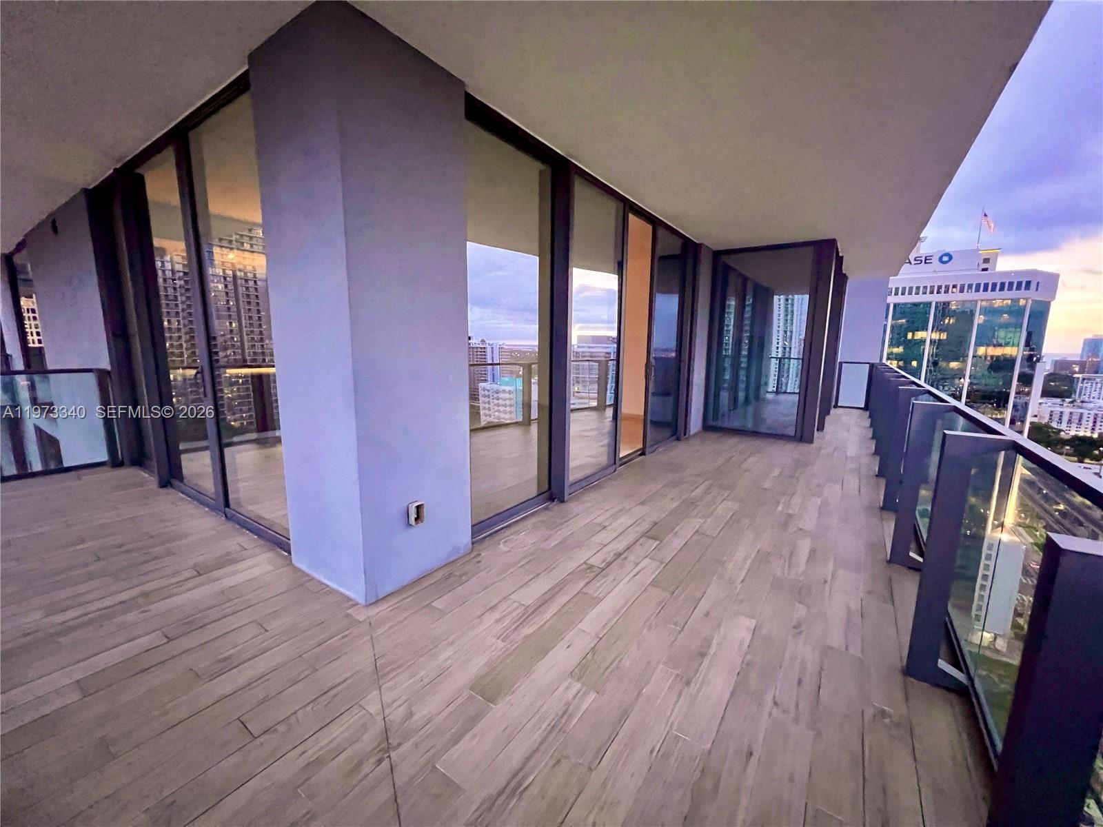 image Rise Brickell City Centre8