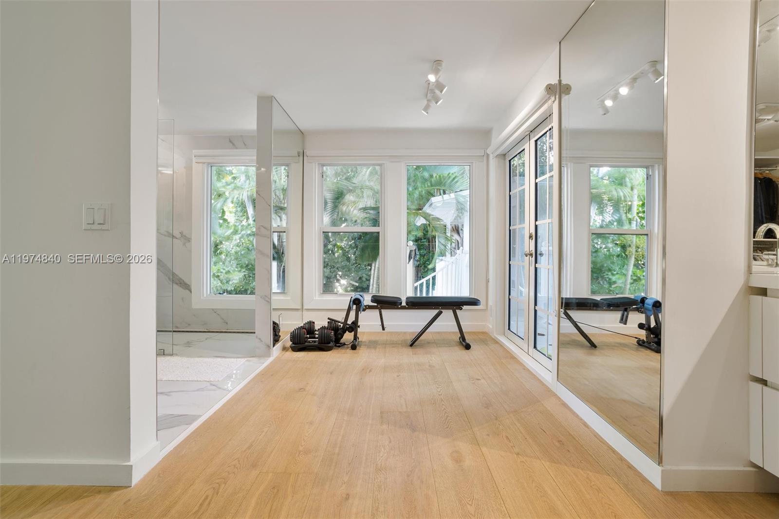 4286 S Douglas Rd Miami, FL 33133