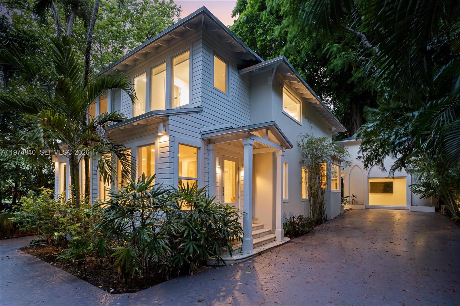 4286 S Douglas Rd Miami, FL 33133