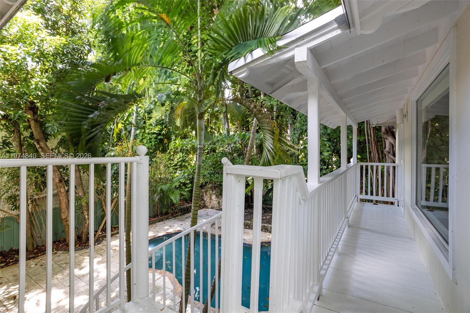 4286 S Douglas Rd Miami, FL 33133