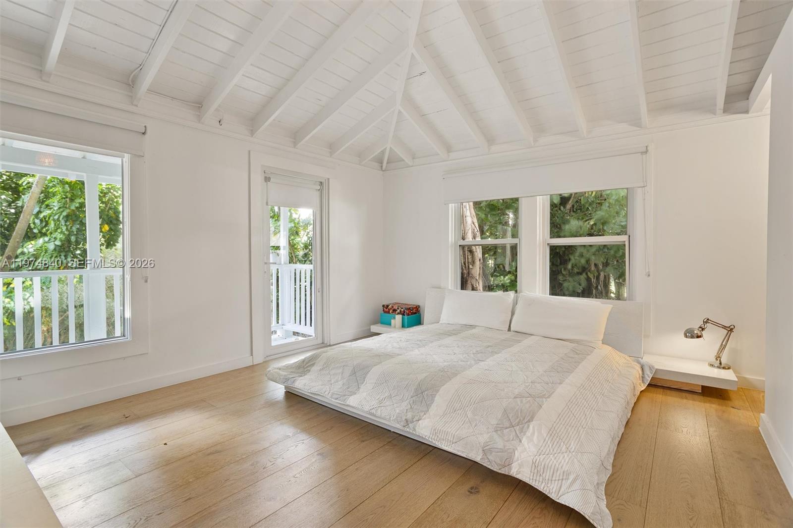 4286 S Douglas Rd Miami, FL 33133