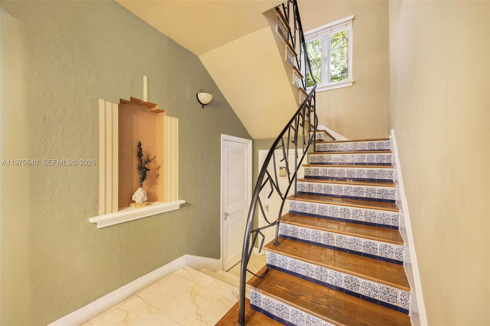 1645 S Bayshore Dr Coconut Grove, FL 33133