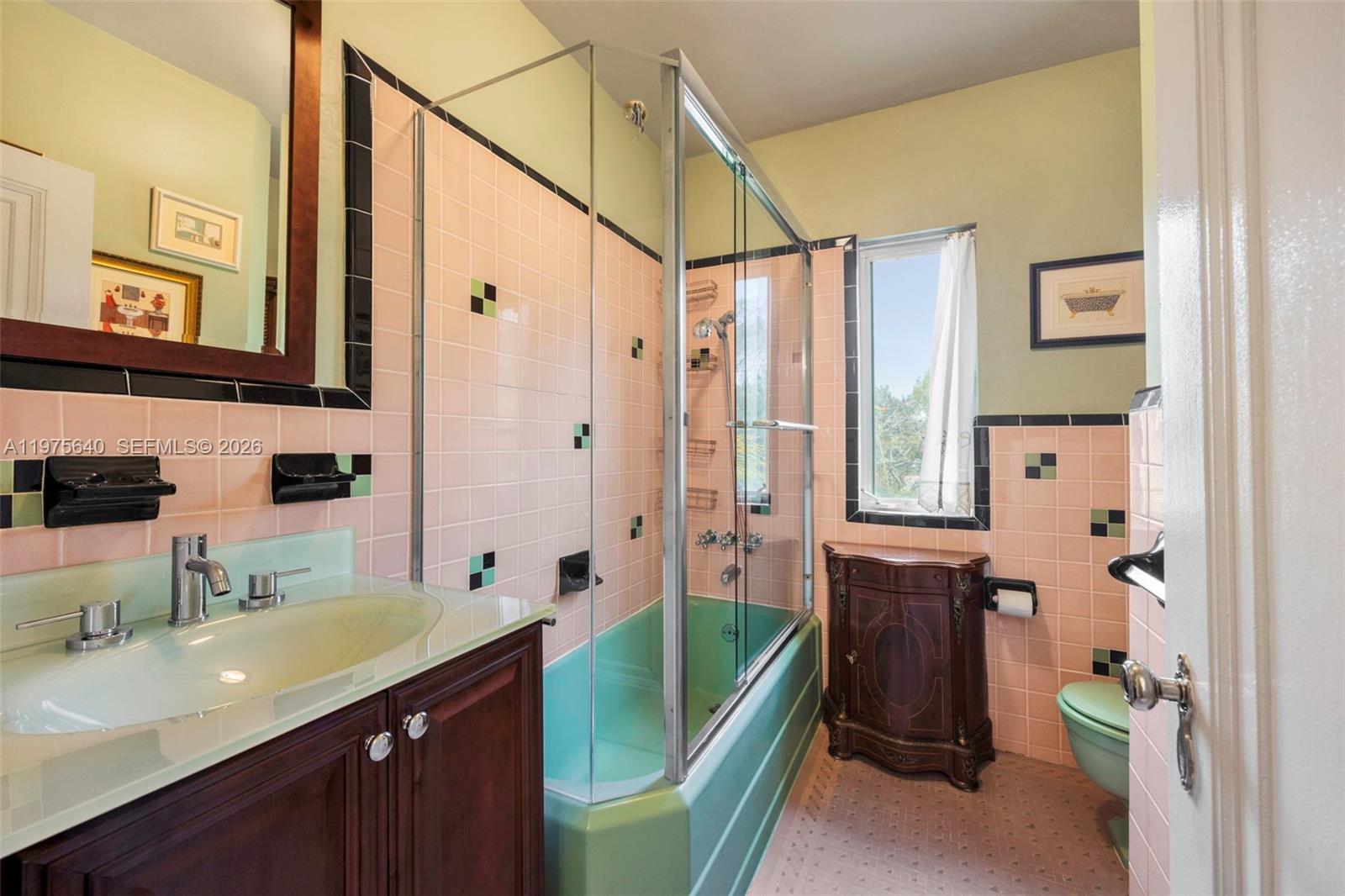 1645 S Bayshore Dr Coconut Grove, FL 33133