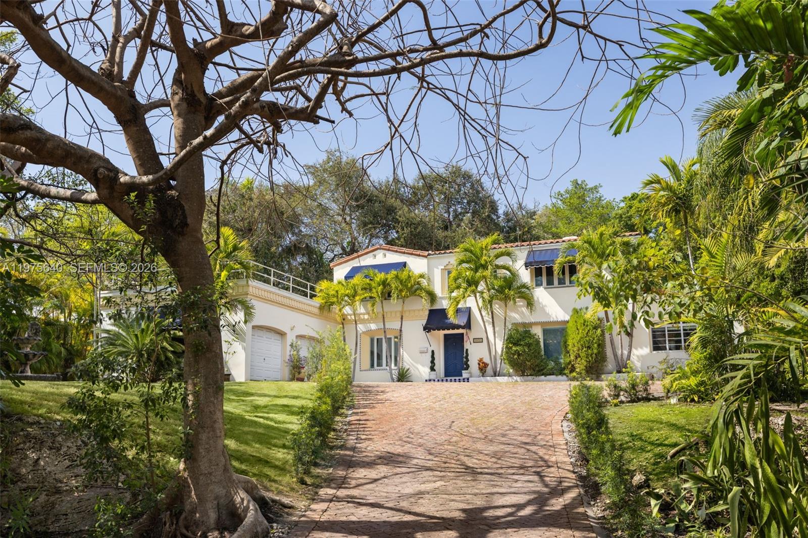 1645 S Bayshore Dr Coconut Grove, FL 33133