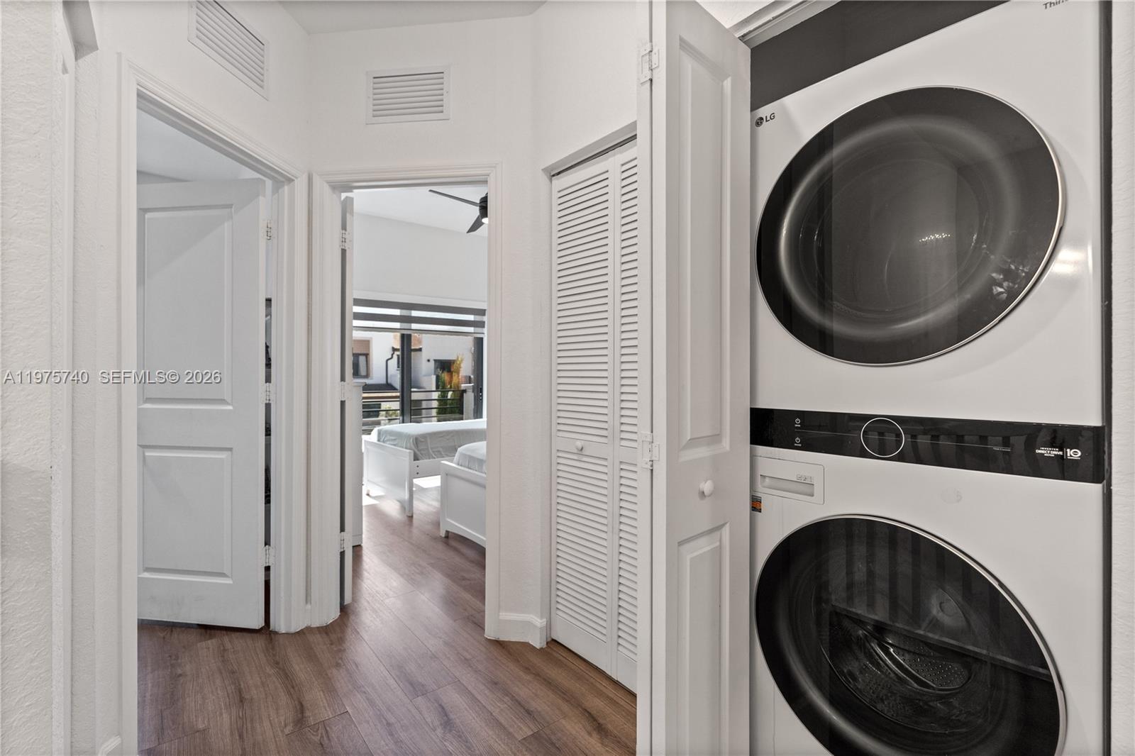 21018 NE 8th Ave #21018 Miami, FL 33179