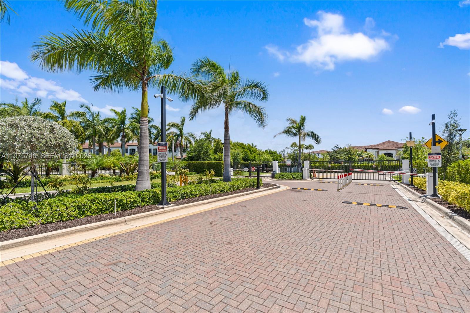 21018 NE 8th Ave #21018 Miami, FL 33179