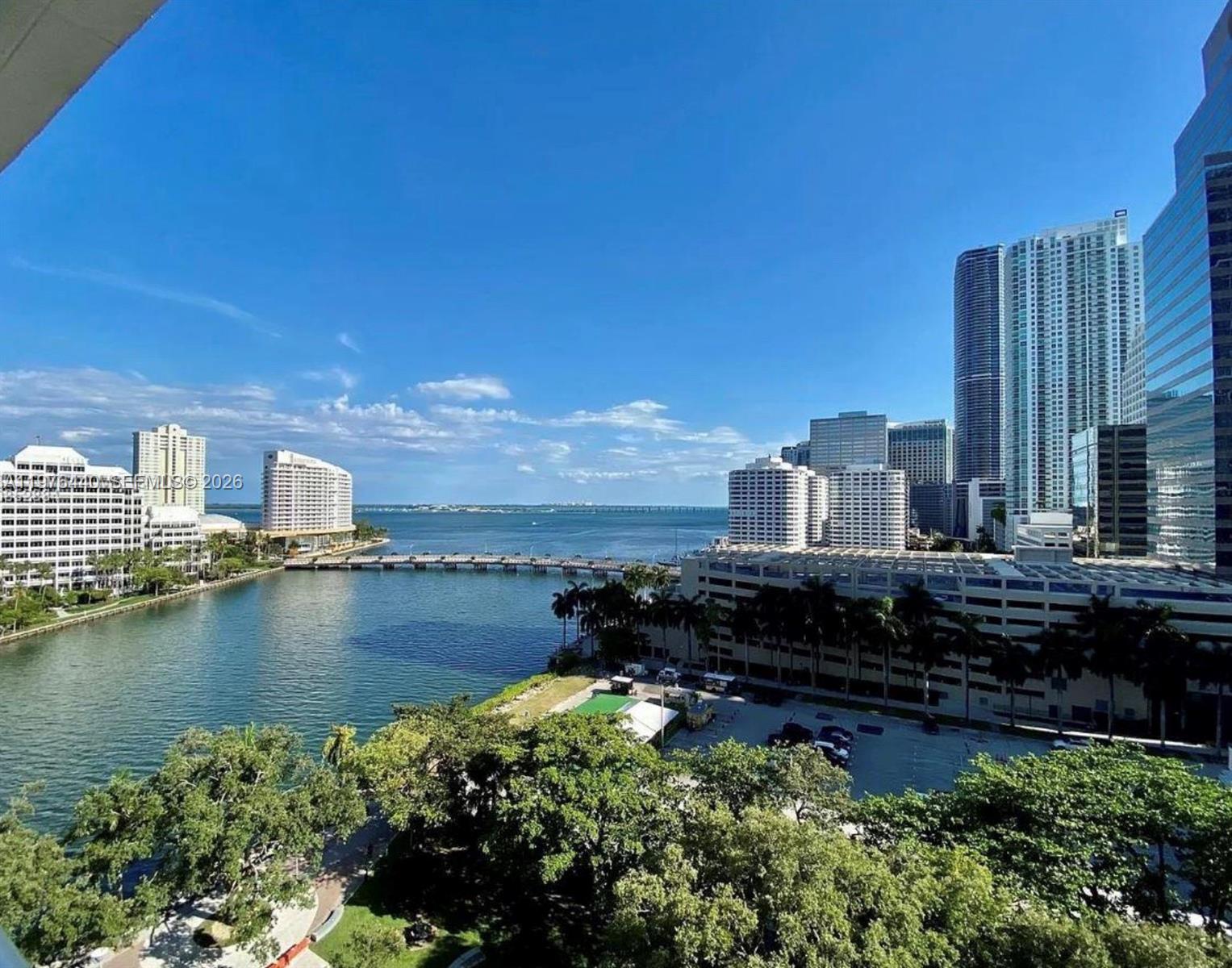 495 Brickell Ave #805 Miami, FL 33131