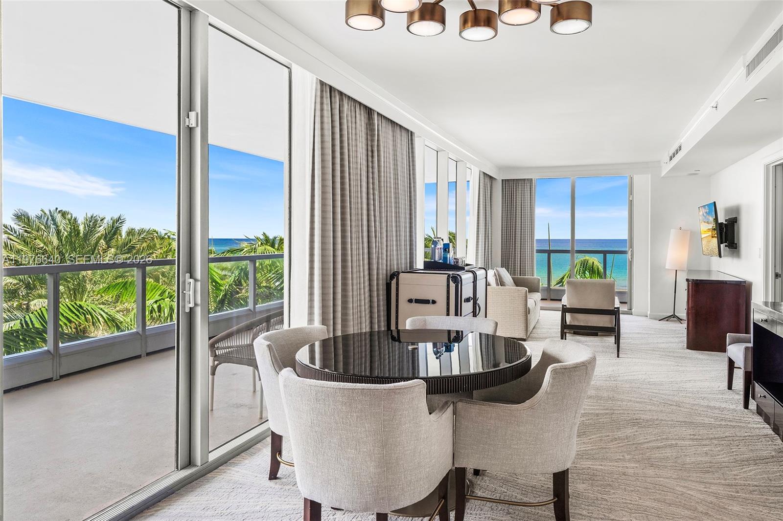 4391 Collins Ave #410 Miami Beach, FL 33140