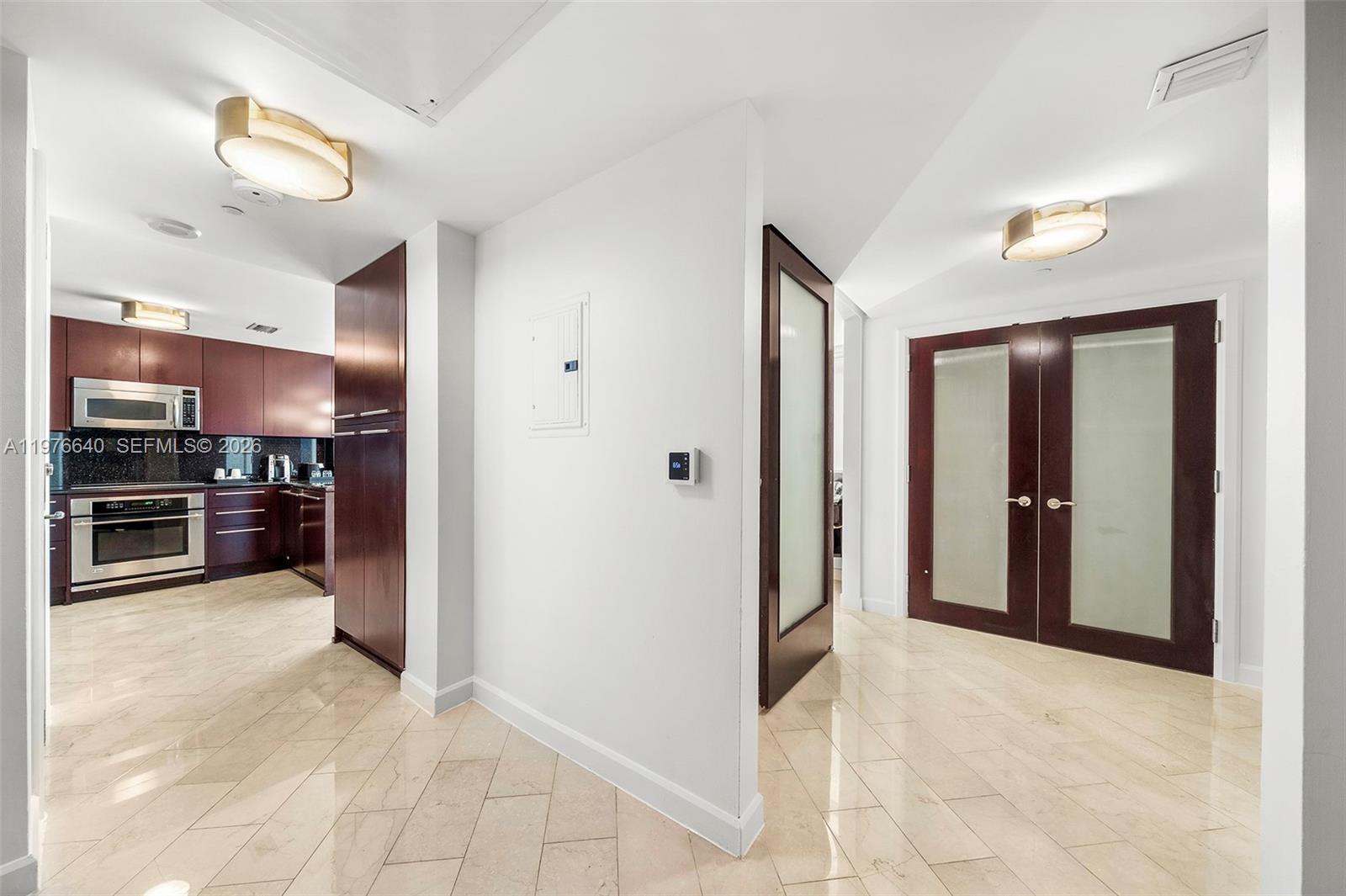 4391 Collins Ave #410 Miami Beach, FL 33140