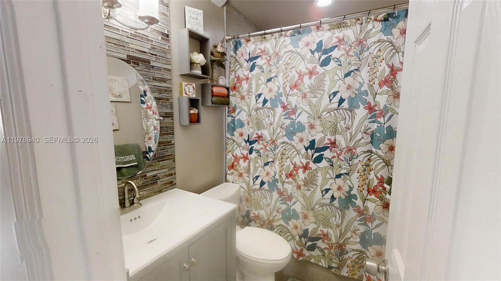 705 NW 8th Ave Florida City, FL 33034