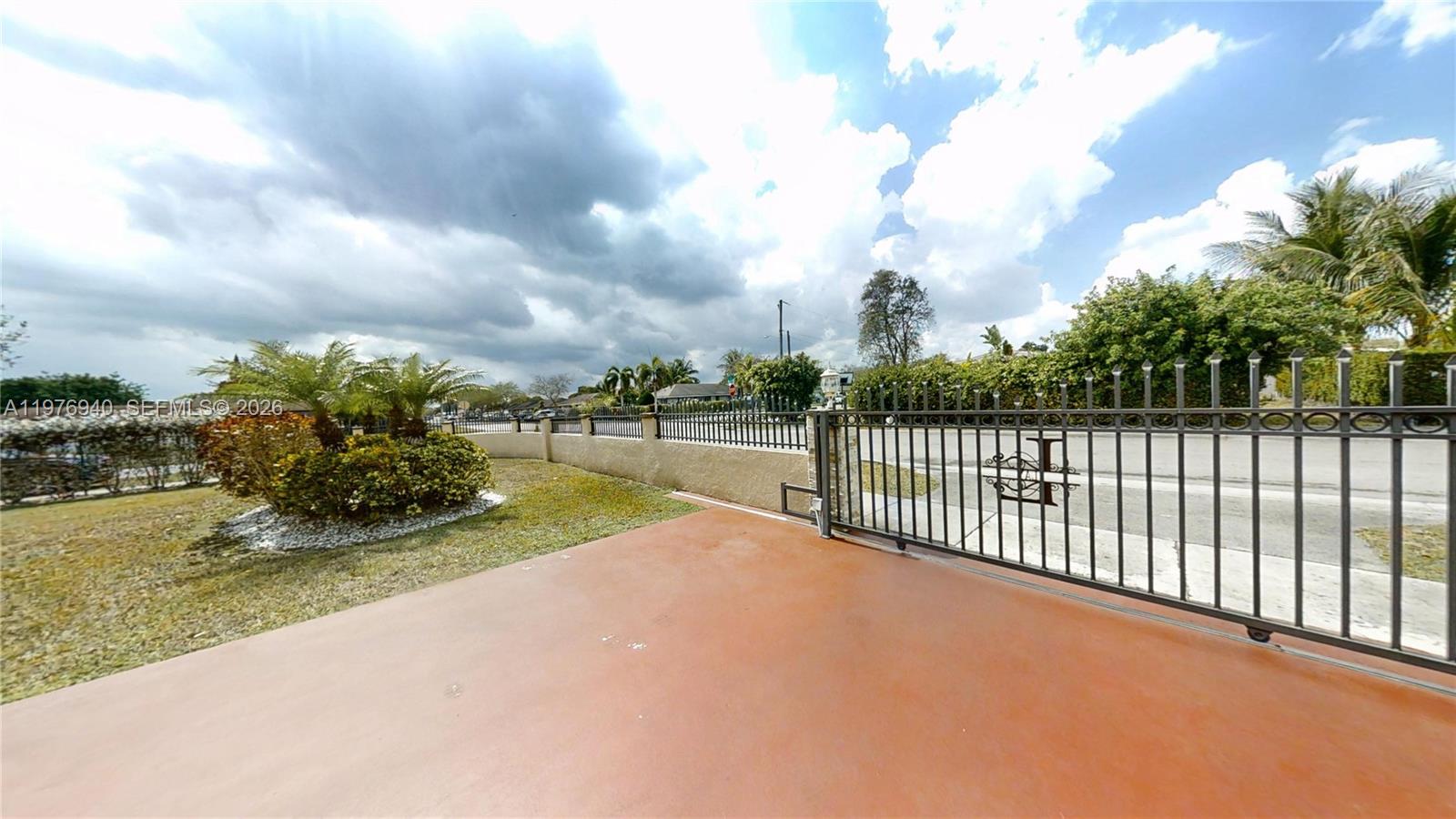 705 NW 8th Ave Florida City, FL 33034