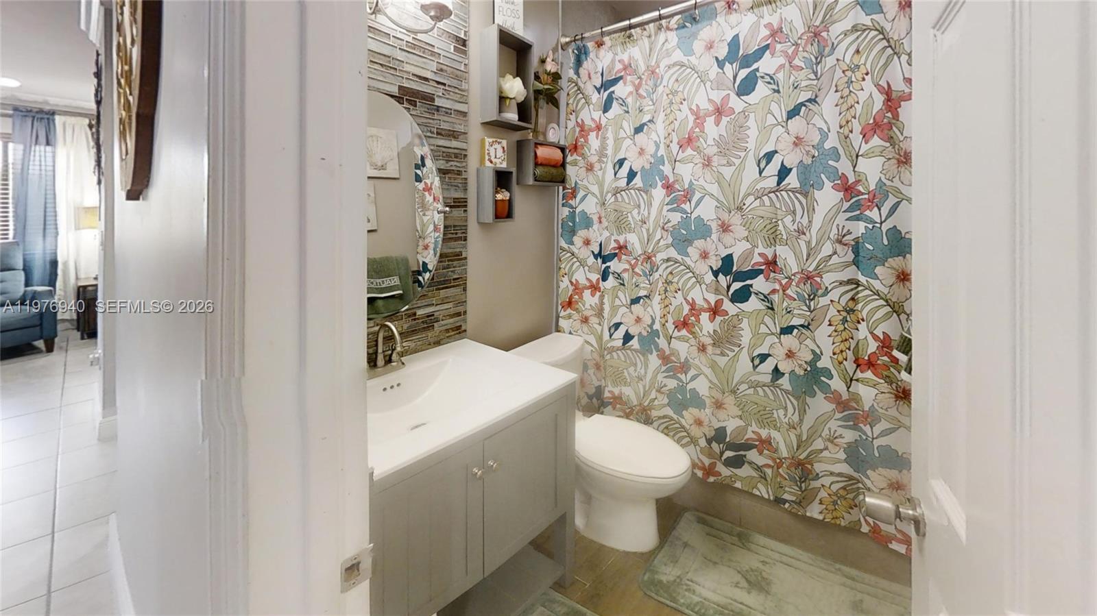 705 NW 8th Ave Florida City, FL 33034