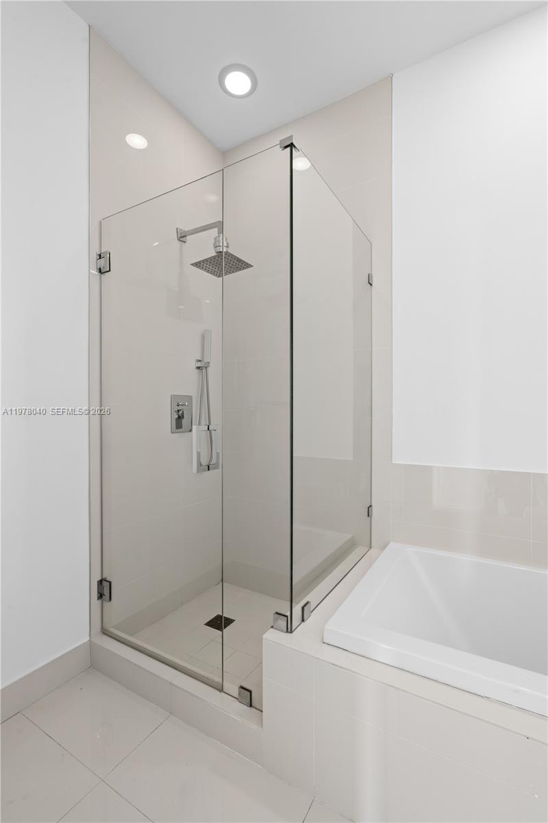 image Brickell Heights East11