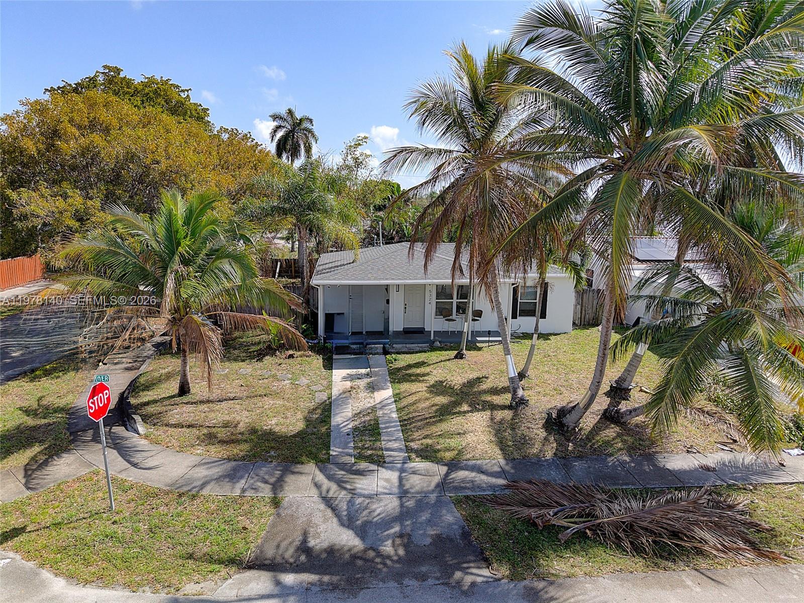 5324 NE 3rd Ter Oakland Park, FL 33334