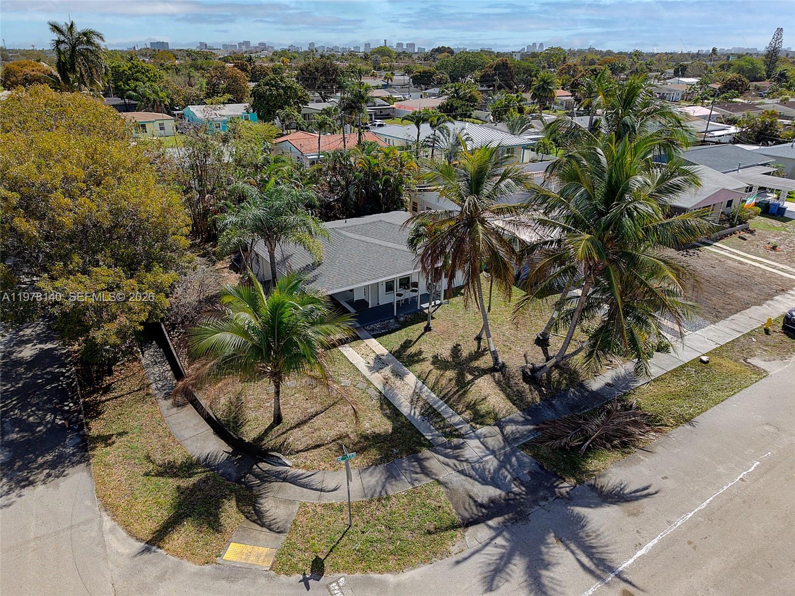 5324 NE 3rd Ter Oakland Park, FL 33334