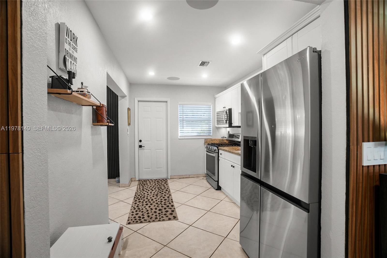 5324 NE 3rd Ter Oakland Park, FL 33334