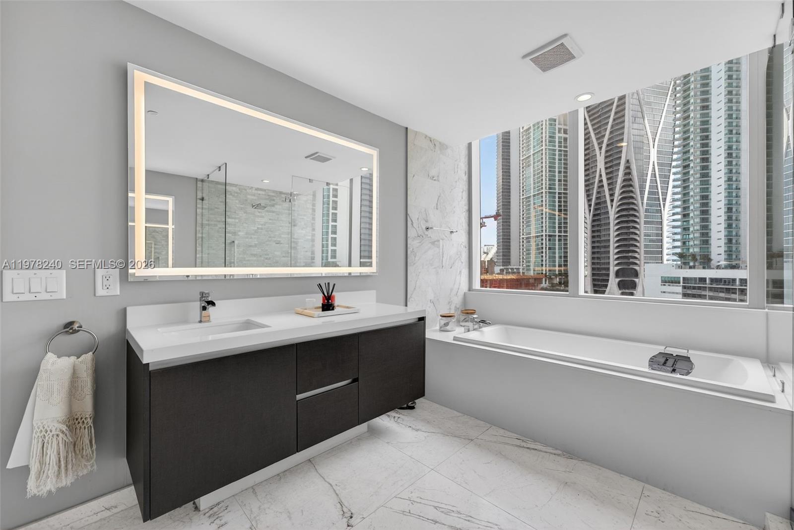 image Paramount Miami Worldcenter20