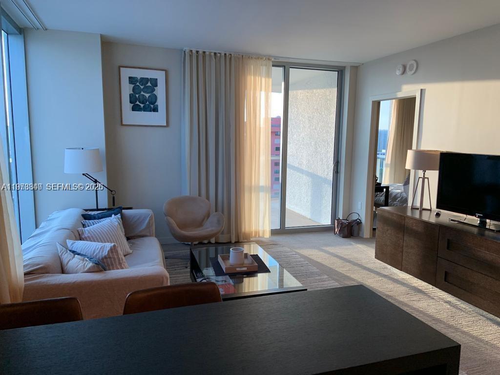 17315 Collins Ave #2105 Sunny Isles Beach, FL 33160