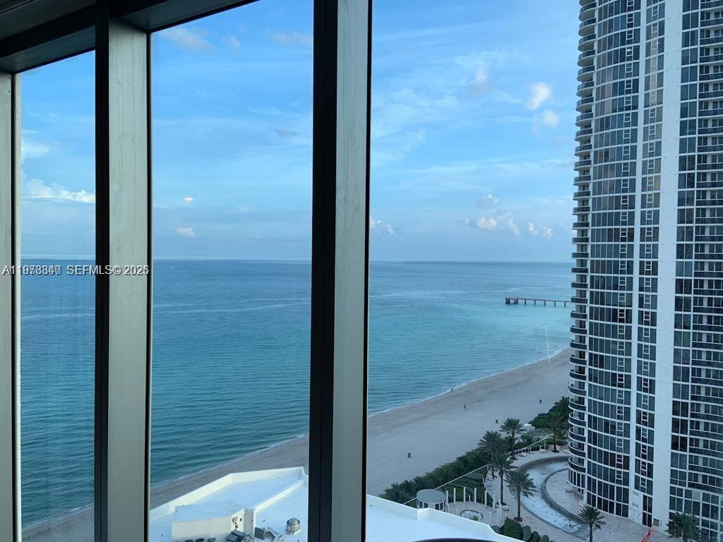 17315 Collins Ave #2105 Sunny Isles Beach, FL 33160