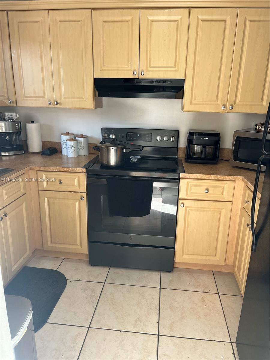 4331 W 11th Ln #65 Hialeah, FL 33012