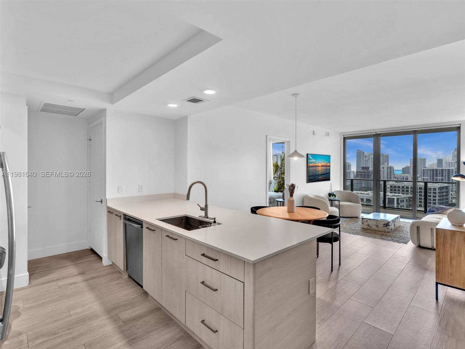 121 NE 34th St #2102 Miami, FL 33137