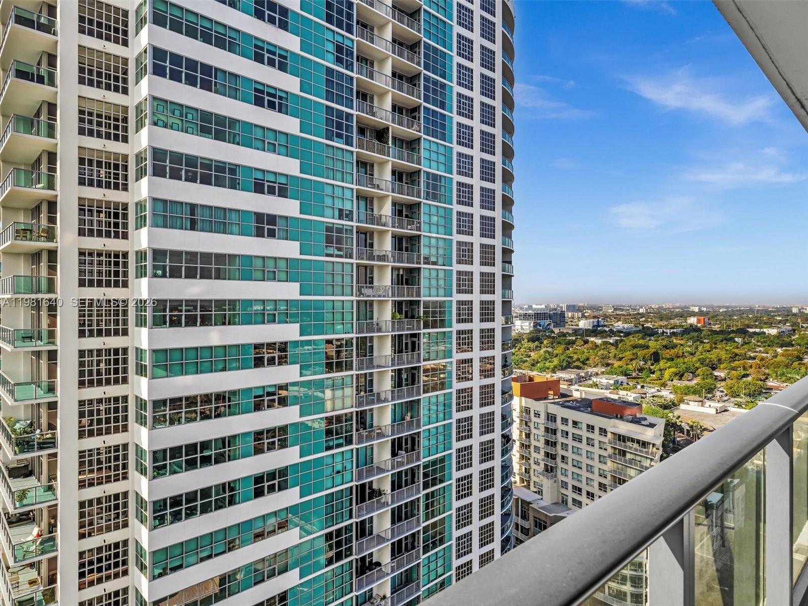 121 NE 34th St #2102 Miami, FL 33137