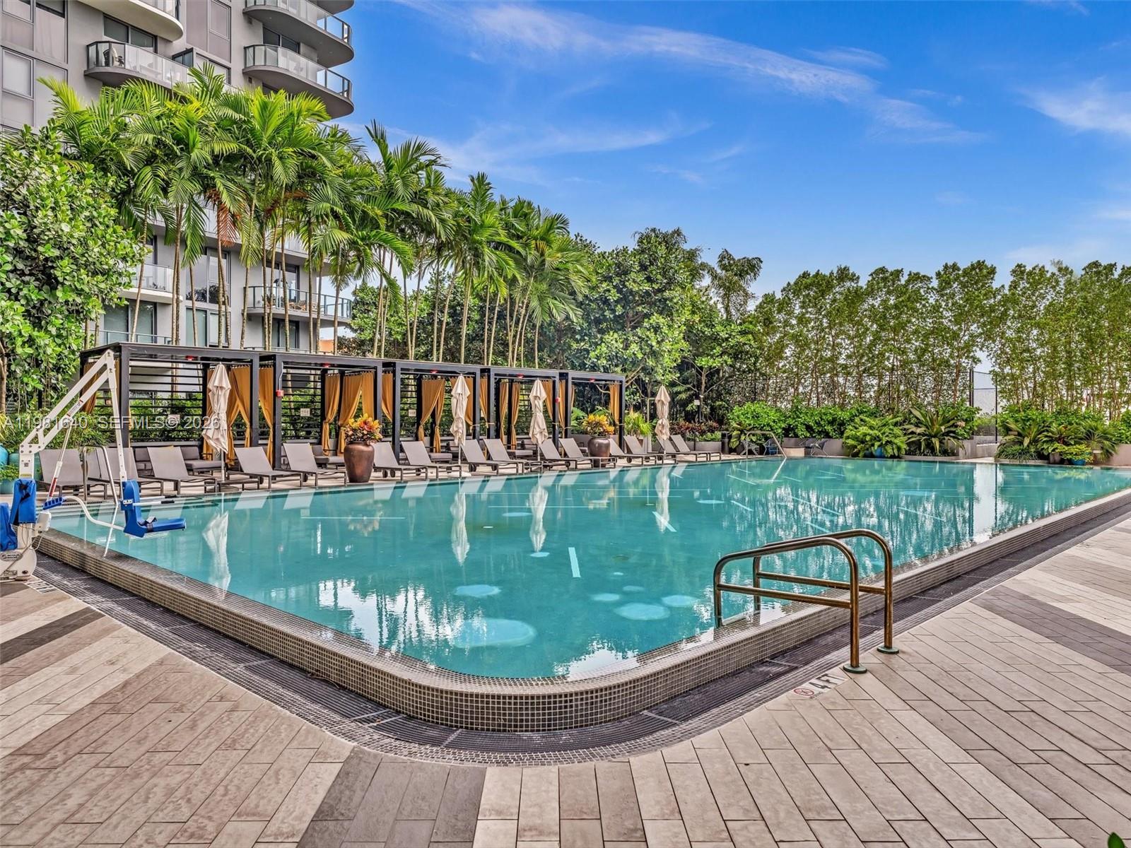 121 NE 34th St #2102 Miami, FL 33137