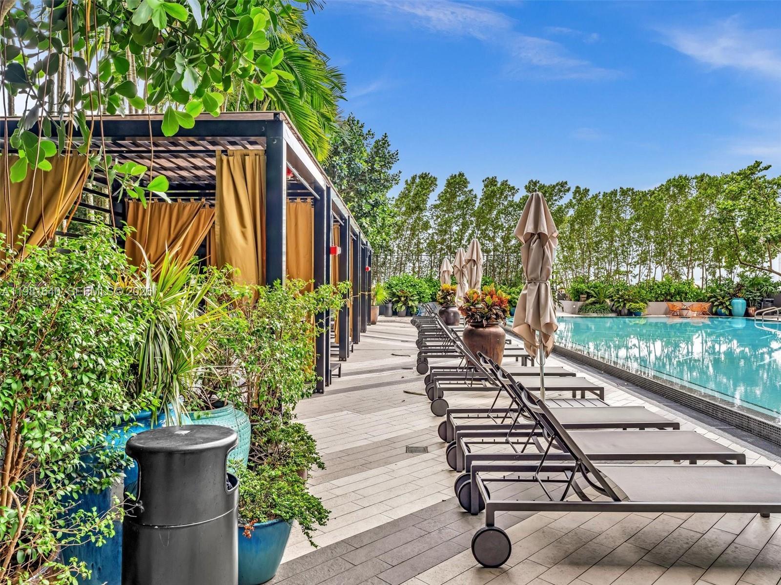 121 NE 34th St #2102 Miami, FL 33137