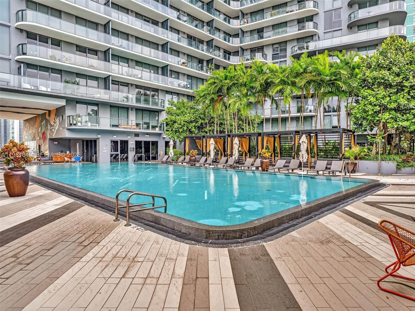 121 NE 34th St #2102 Miami, FL 33137