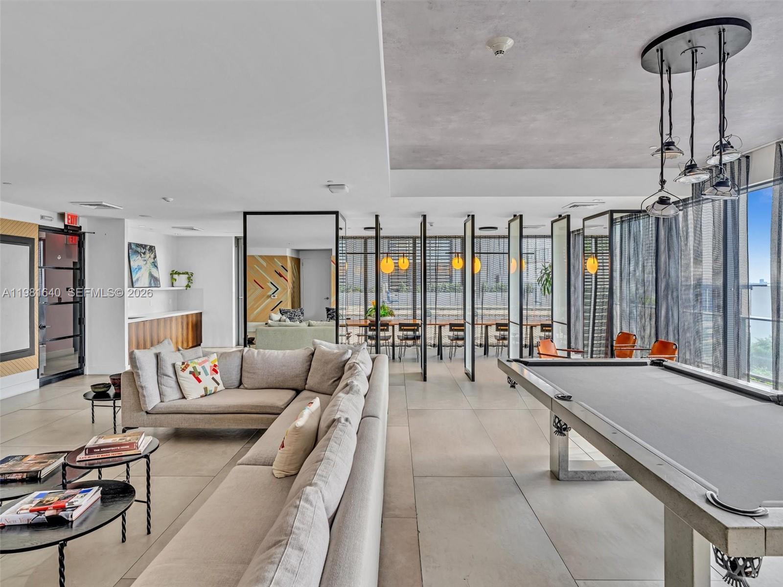 121 NE 34th St #2102 Miami, FL 33137