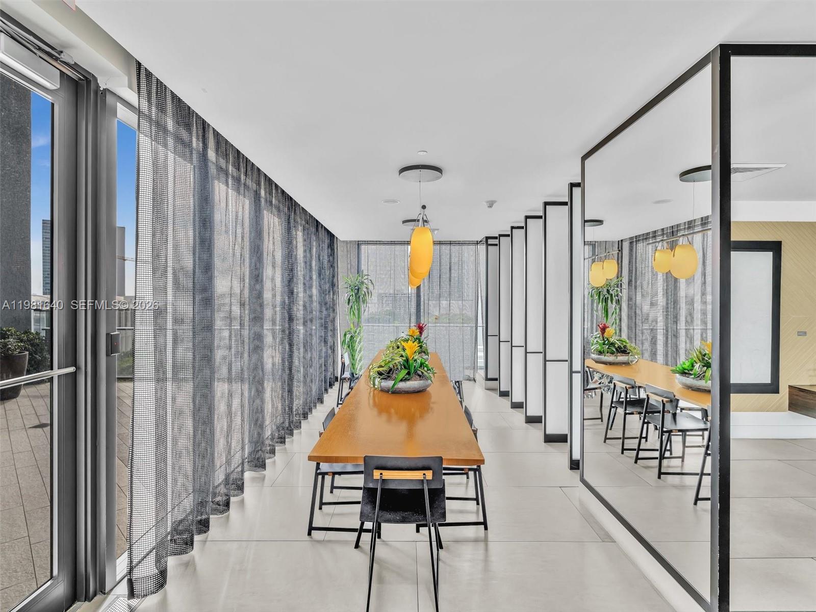 121 NE 34th St #2102 Miami, FL 33137