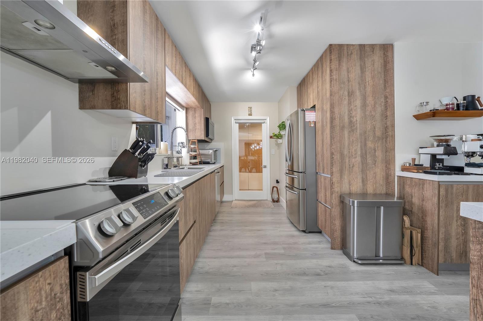 230 NE 212th St Miami, FL 33179