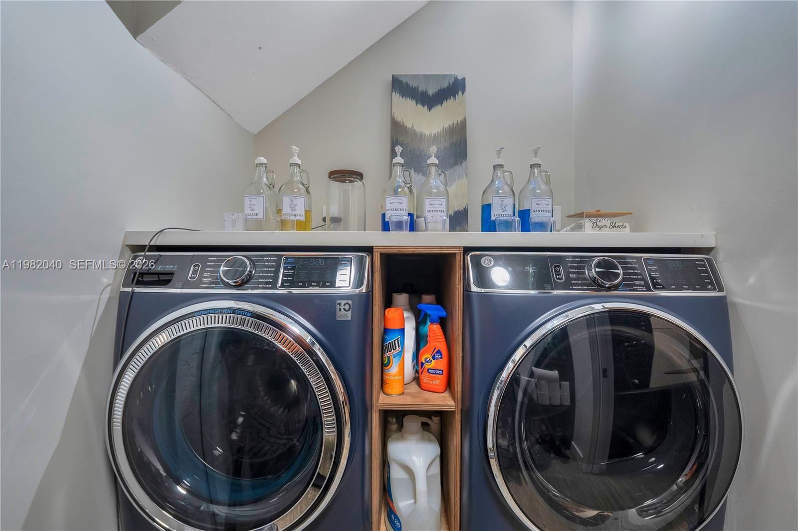 230 NE 212th St Miami, FL 33179