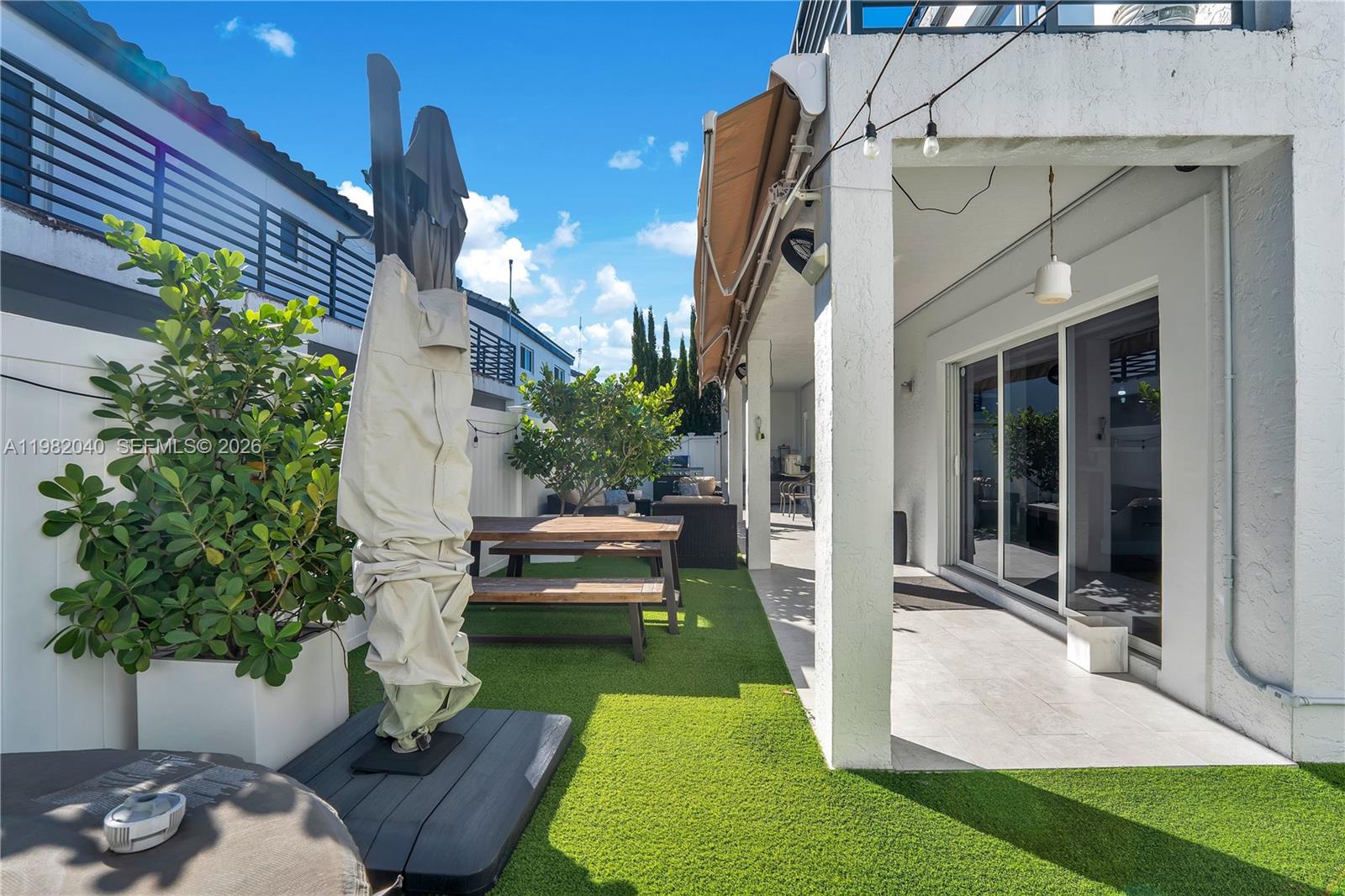 230 NE 212th St Miami, FL 33179