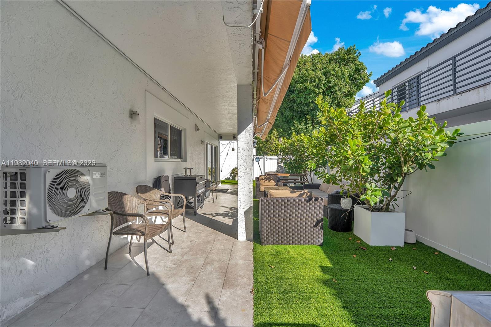 230 NE 212th St Miami, FL 33179